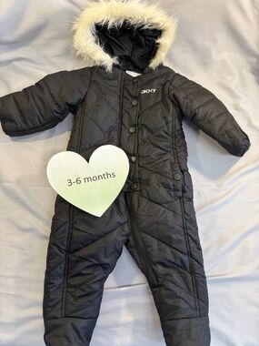 DKNY - NWOT Black Quilted Kids Jacket Snowsuit Bunting Bag with Fur Trim